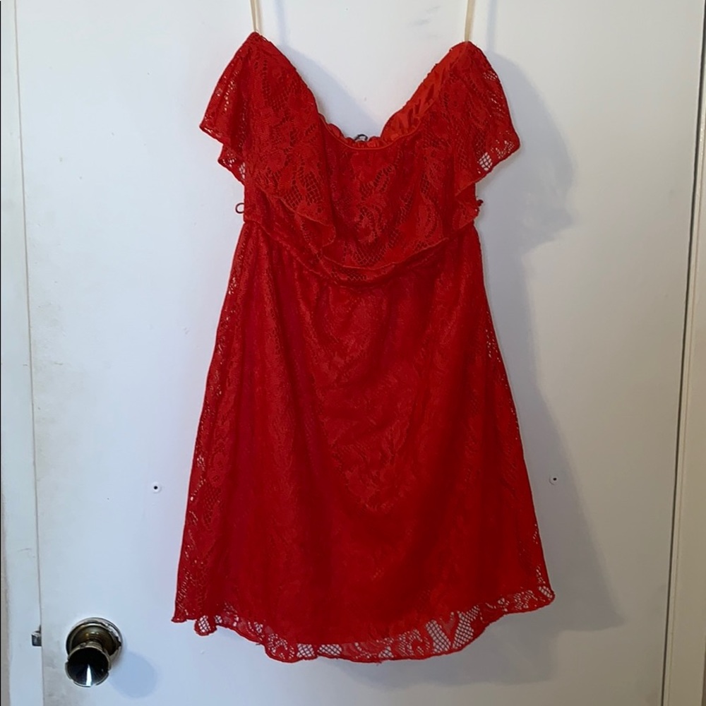 Lace short dress